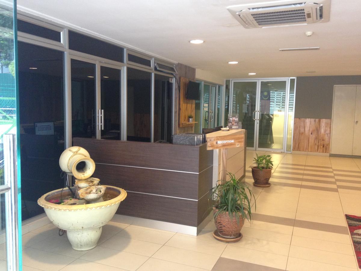 Aster Hotel Bukit Jalil Kuala Lumpur Exterior foto